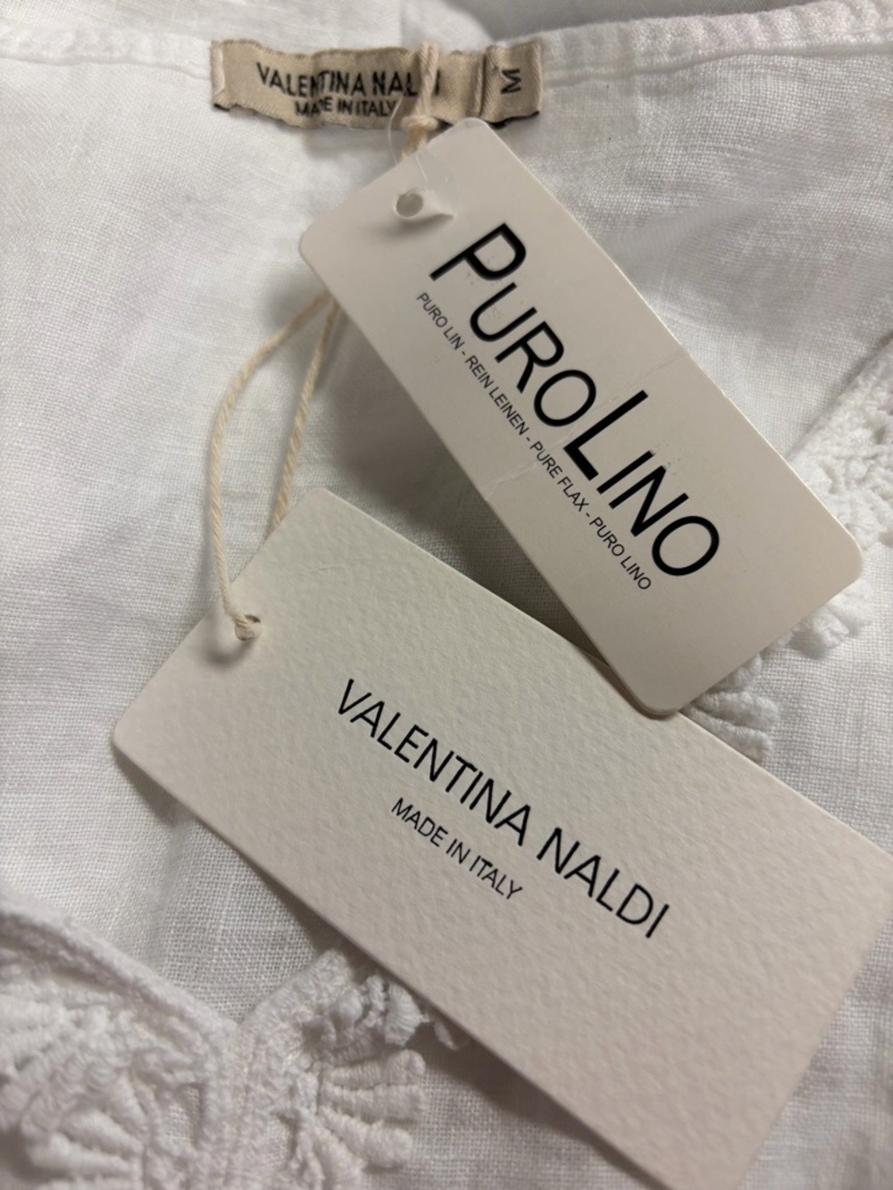 Valentina White Linen Label Tee with Embroidered Detail - Picture 4 of 5
